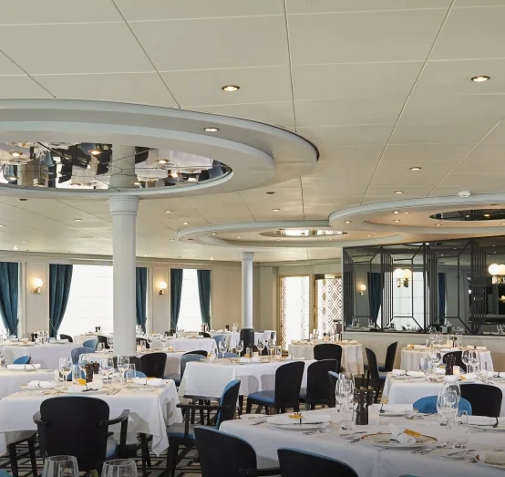Dining room on Cordelia Sun