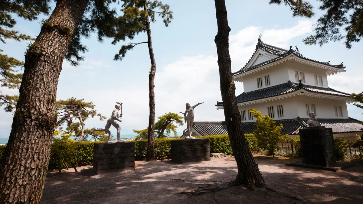 12-Night Japan Cherry Blossoms: Tokyo, Kyoto Cruise
