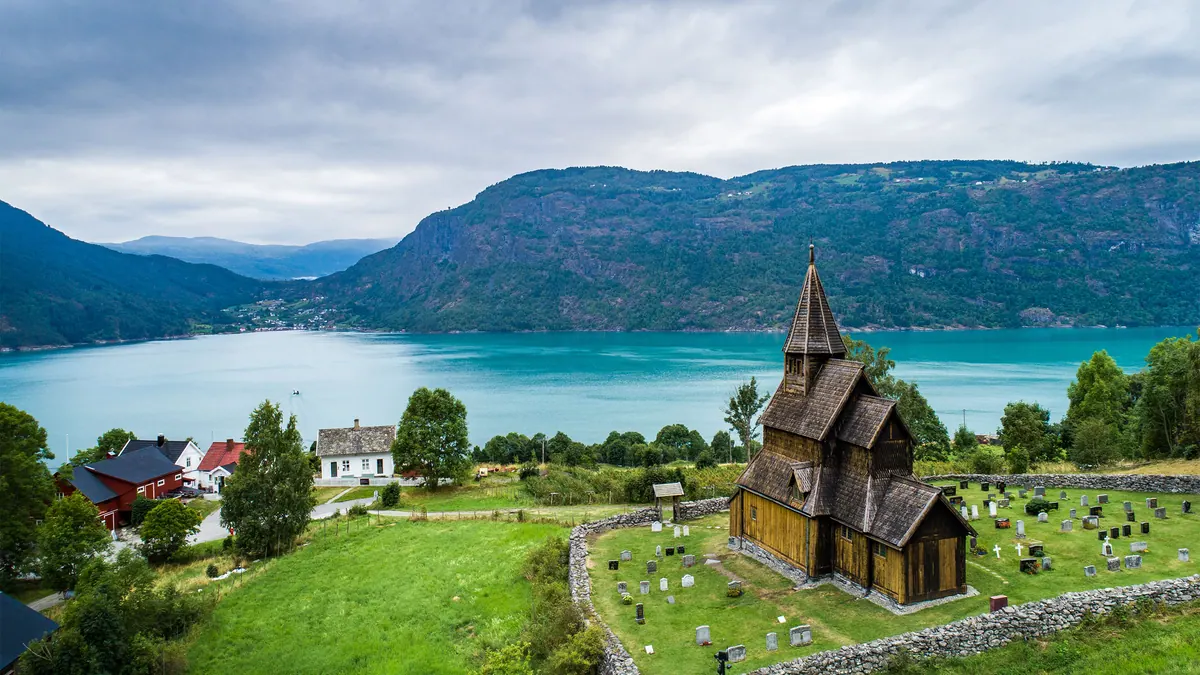 7-Night Best of Norway: Waterfalls & Fjords Cruise