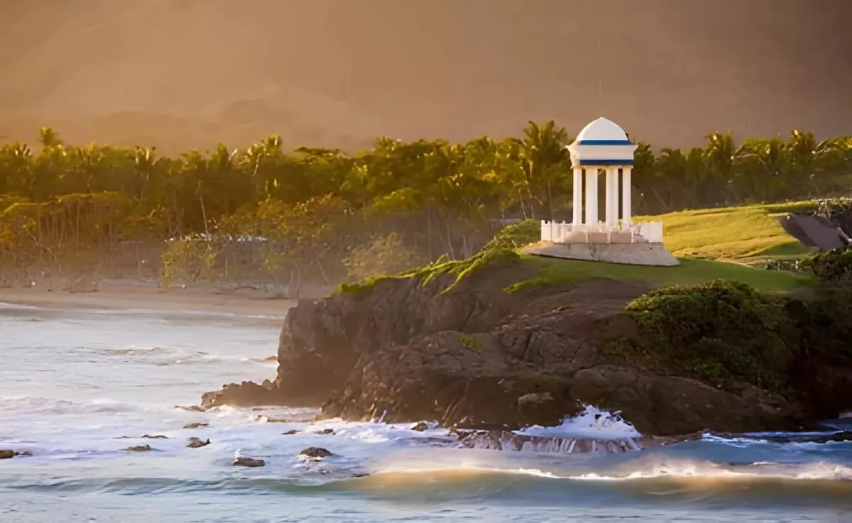 10-Night Eastern Caribbean with St. Kitts Holiday Cruise