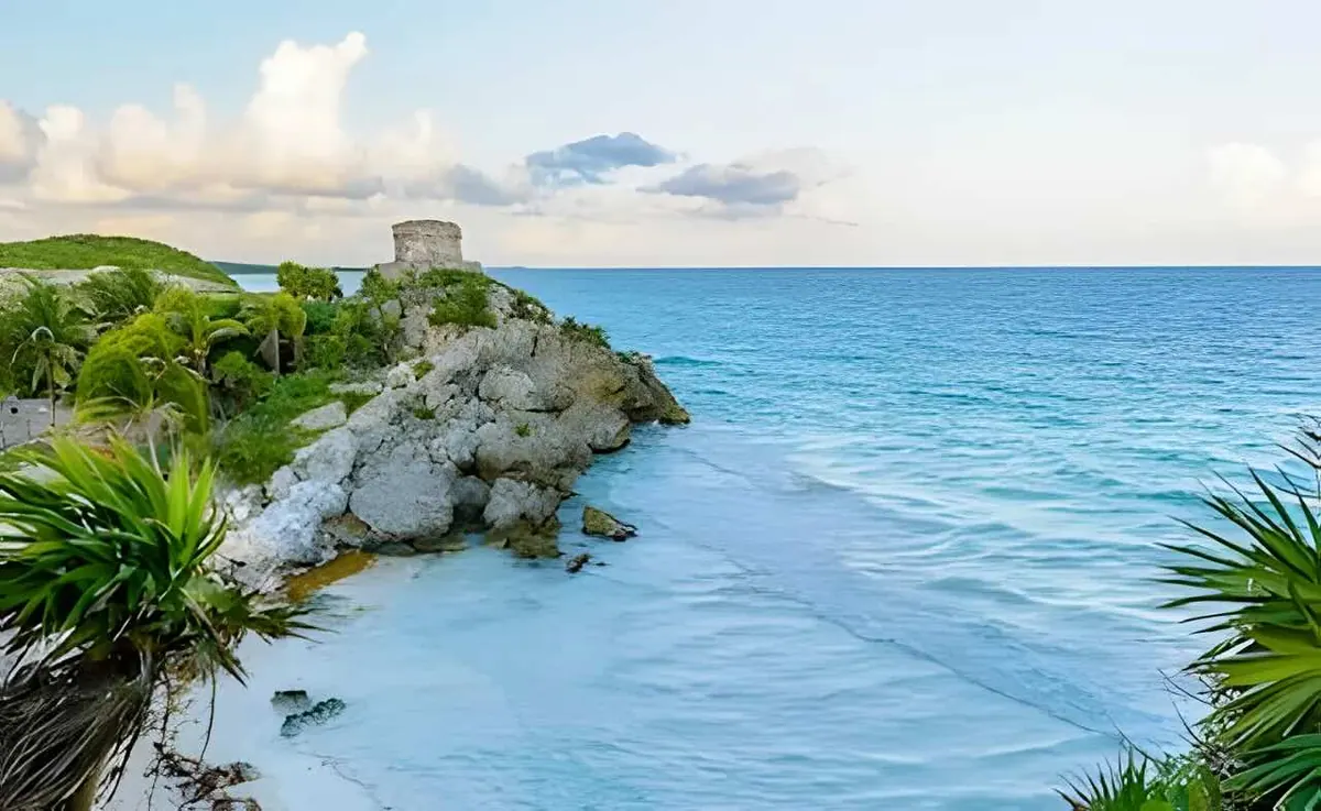 14-Night Eastern/Western Caribbean Adventurer with Celebration Key Cruise
