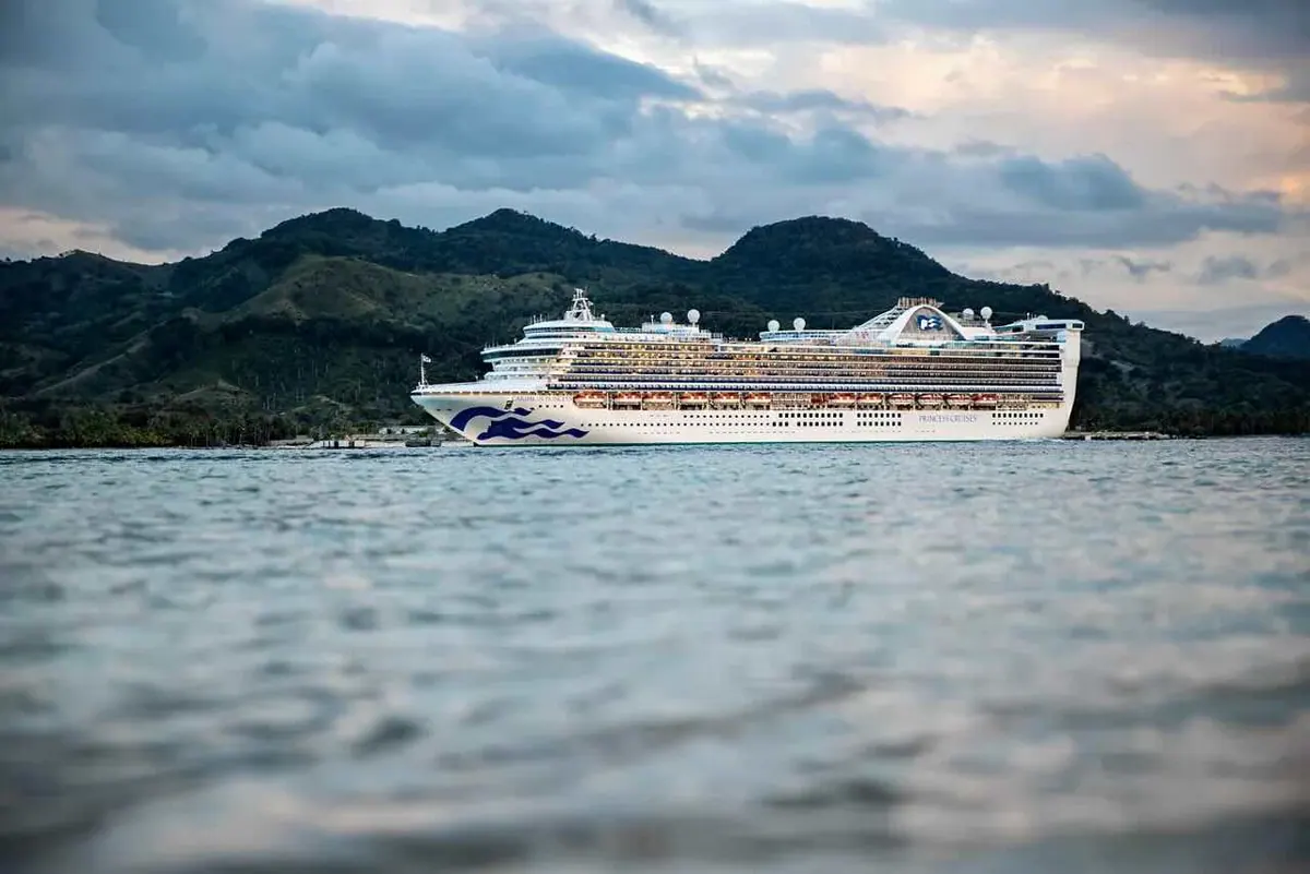 6-Night Eastern Caribbean with Celebration Key Holiday Cruise