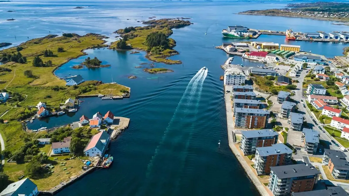 35-Night Scandinavia, Iceland & British Isles Explorer Cruise