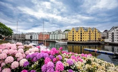 36-Night Northern Lights Grand Adventure Cruise