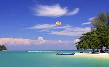 14-Night Southeast Asia with Malaysia,  Thailand & Vietnam Cruise