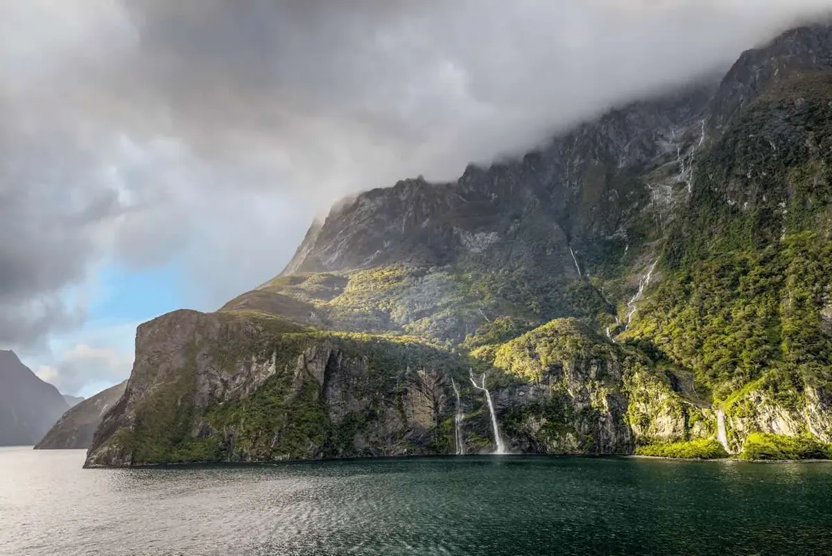 14-Night Australia & New Zealand Cruise