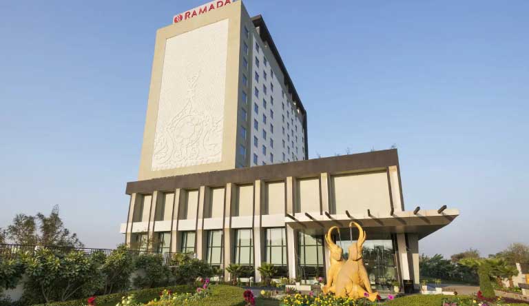 Ramada Plaza, Agra Package