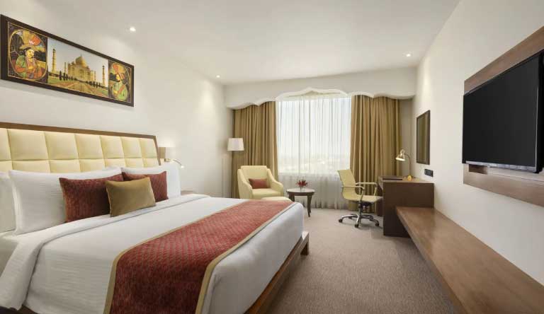 Ramada Plaza, Agra Package photo 5