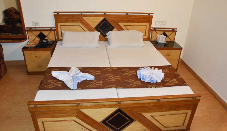 Hotel City Heart, Chamba Honeymoon Package photo 6