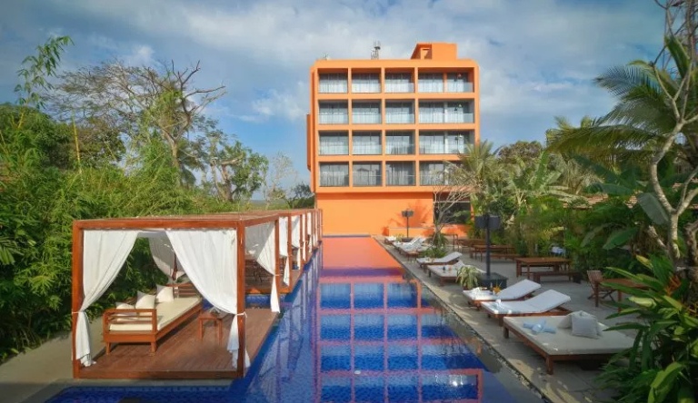 SinQ Party Hotel, Goa
