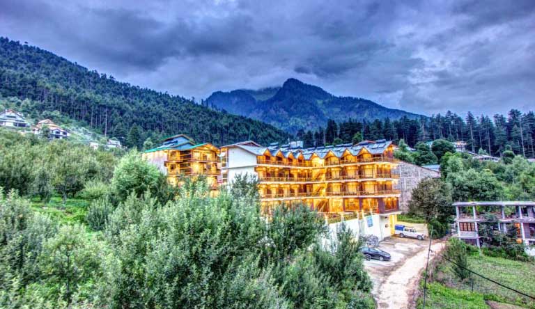 Snow Peak Retreat Manali Package