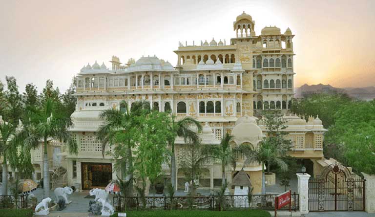 Chunda Palace, Udaipur Package