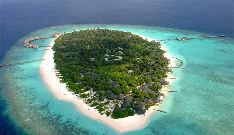 Breathtaking Moments at Adaaran Select Meedhupparu, Maldives