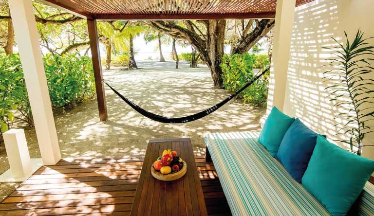 Romancers Nest- Holiday Inn Resort Kandooma, Maldives photo 6