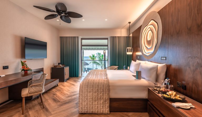 Le Meridien, Honeymoon Package photo 5