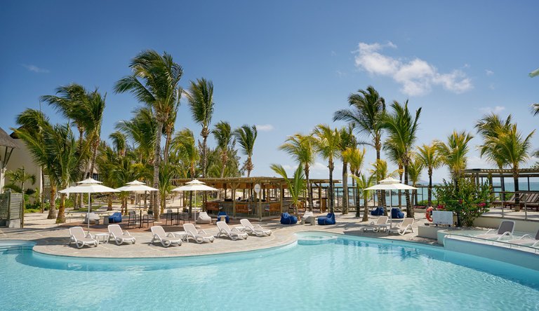 Blissful stay at Lagoon Attitude Hotel Mauritius