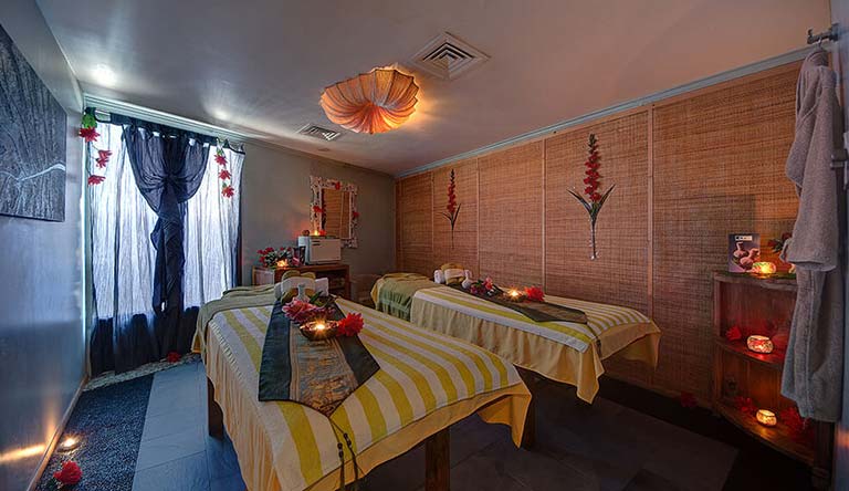 Stay in the Comforts of Royal Ascot Hotel, Dubai photo 5